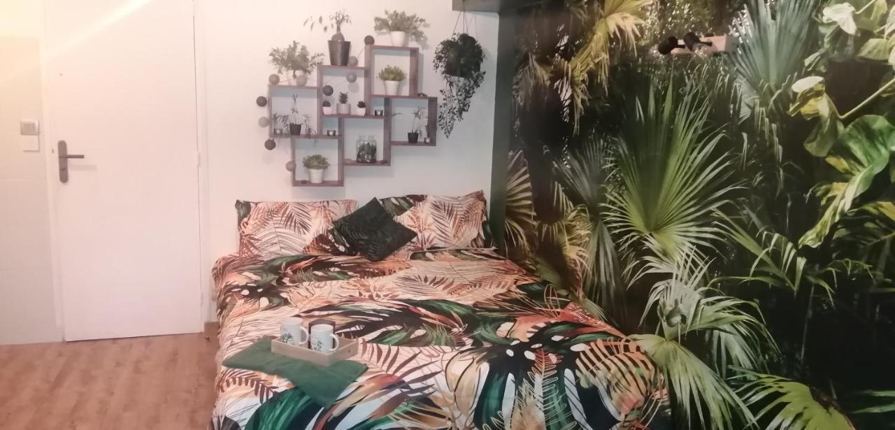 Le Jardin D'Eden Apartment Troarn Bagian luar foto